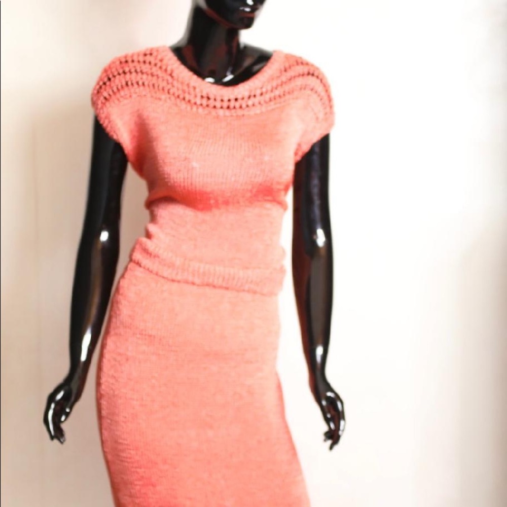 JESSIE SKIRT - EVA MENDES COLLECTION Peach